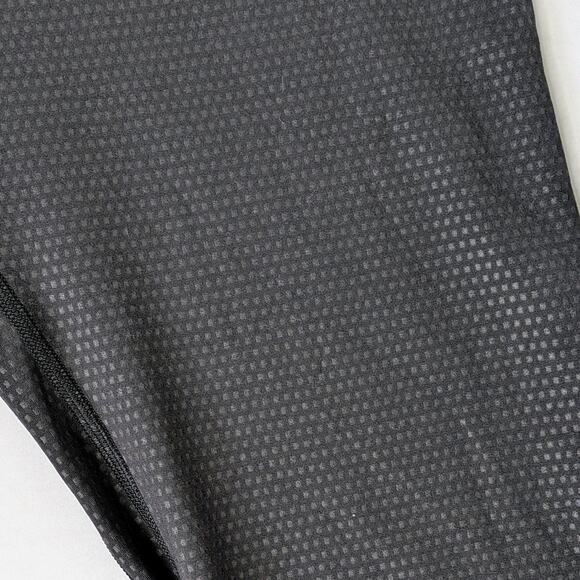 Lululemon Capris Align High Rise Crop 21 Womens 12 Gray Polka Squat Emboss Black - Picture 4 of 9